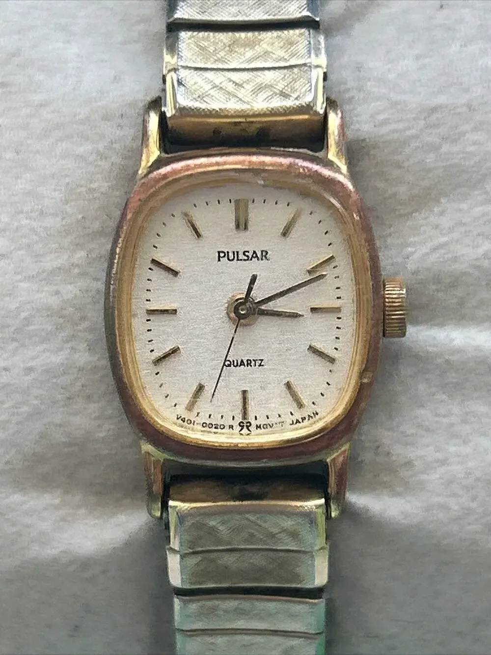 Vintage Pulsar Gold Tone Women’s Quartz Watch V401-5010